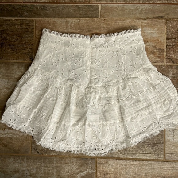 Best Day Ever Eyelet Tiered Mini Skirt - White - LARGE NWT - Picture 4 of 4